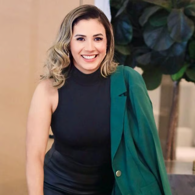 Gezica Cunha — Consultora Imobiliária CRECI 42868